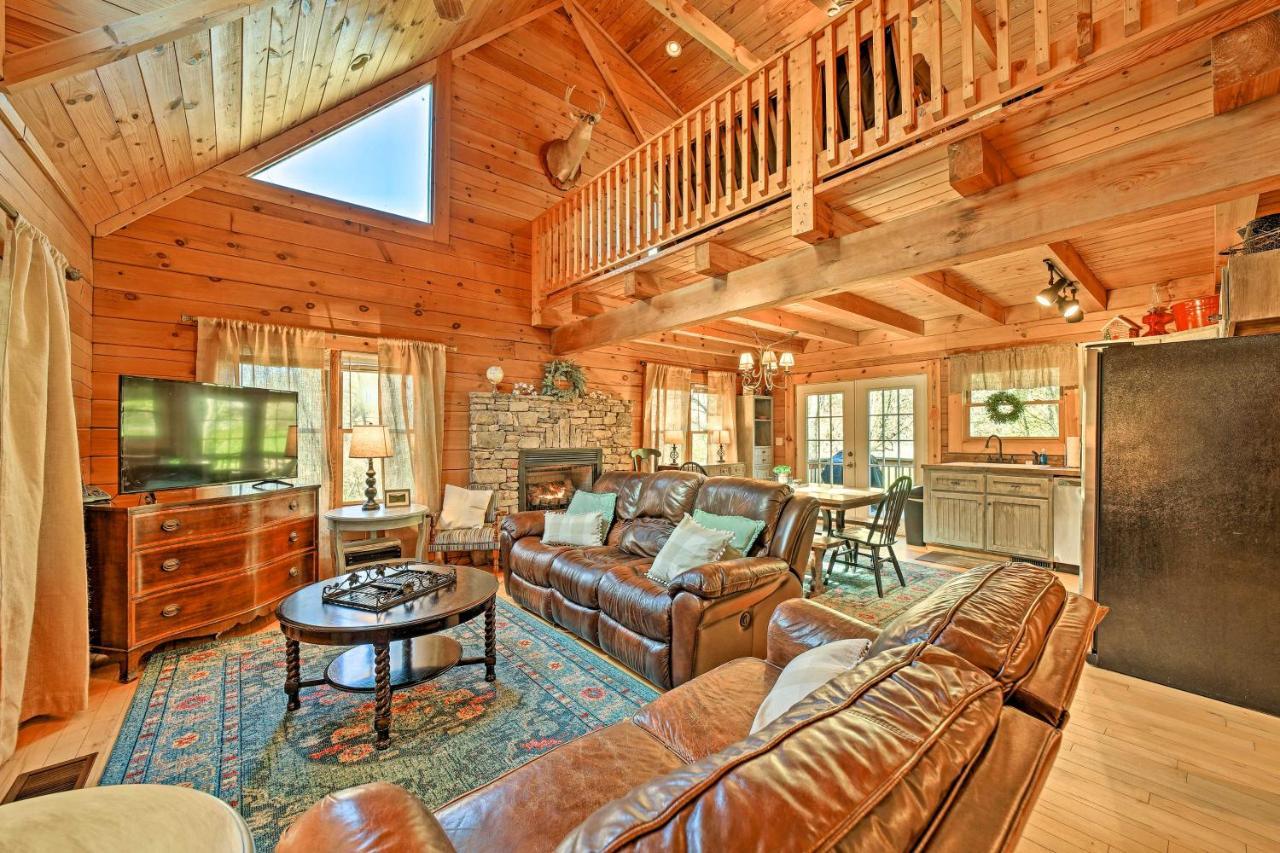 Creekside Bryson City Cabin With Private Hot Tub Dış mekan fotoğraf